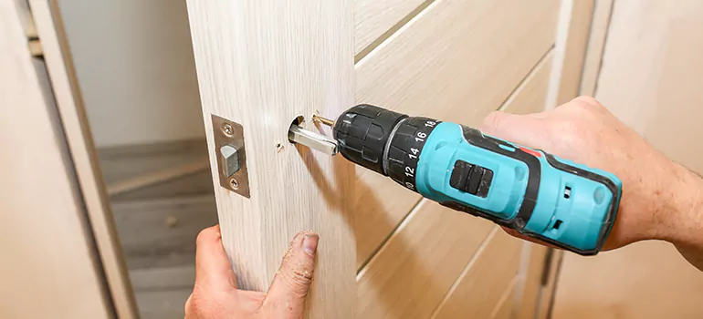 Old Door Knob Repair in Clermont, FL